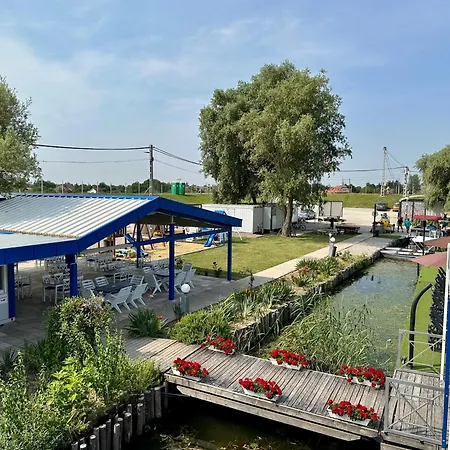 Botel Tuenderfatyol Abadszalok