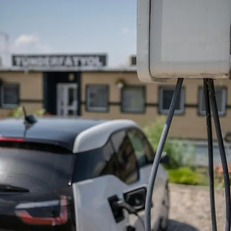 Tuenderfatyol * Abádszalók